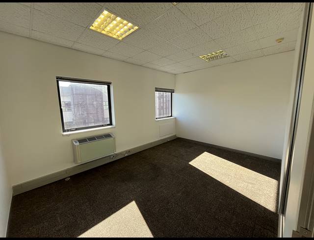 222M² OFFICE TO LET IN CENTURY CITY